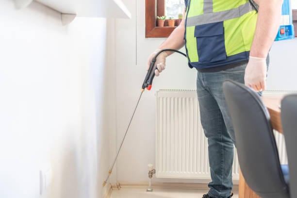 Best Residential Pest Control  in Lakefield, MN